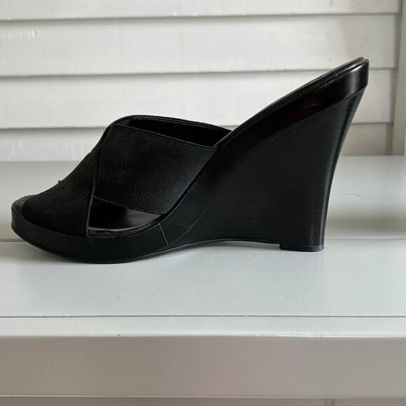 BCBGirls Black Elastic Crossover Platform Wedges Slip-On Sandals Heels Size 10 - Picture 10 of 14